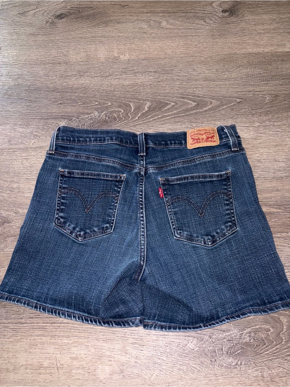 Levi's Mid Rise Blue Denim Cutoff Jean Shorts 5-Pocket Button Women's 30